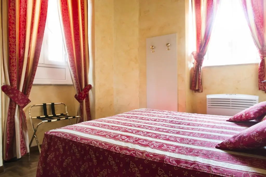 Domus Trevi Bed & Breakfast Rome