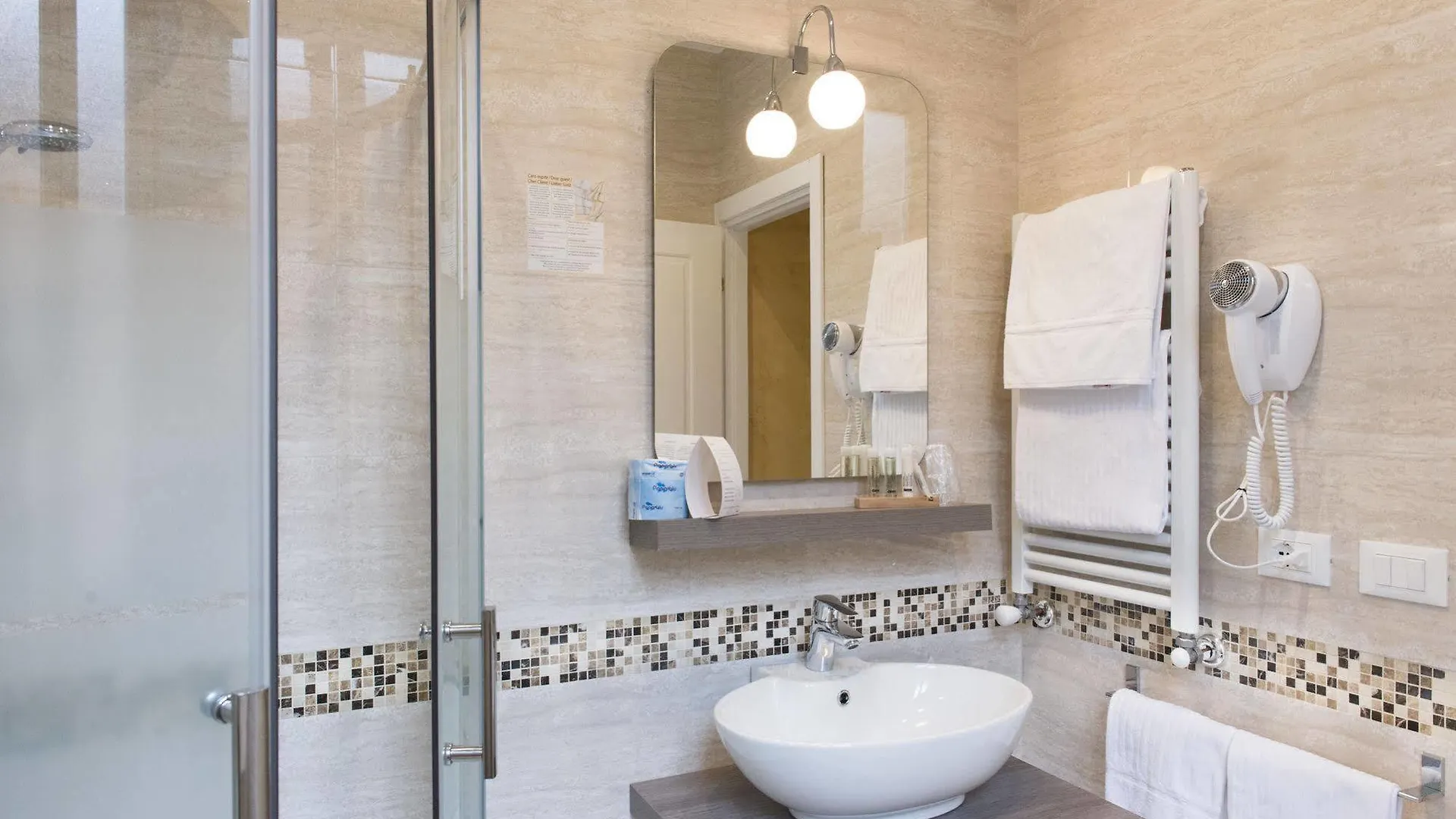 Domus Trevi Bed & Breakfast Rome