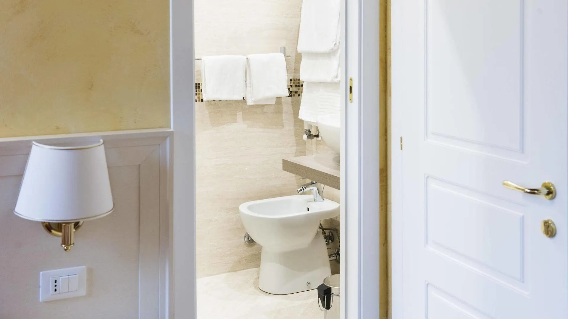 Domus Trevi Bed & Breakfast Rome 3*,  Italy