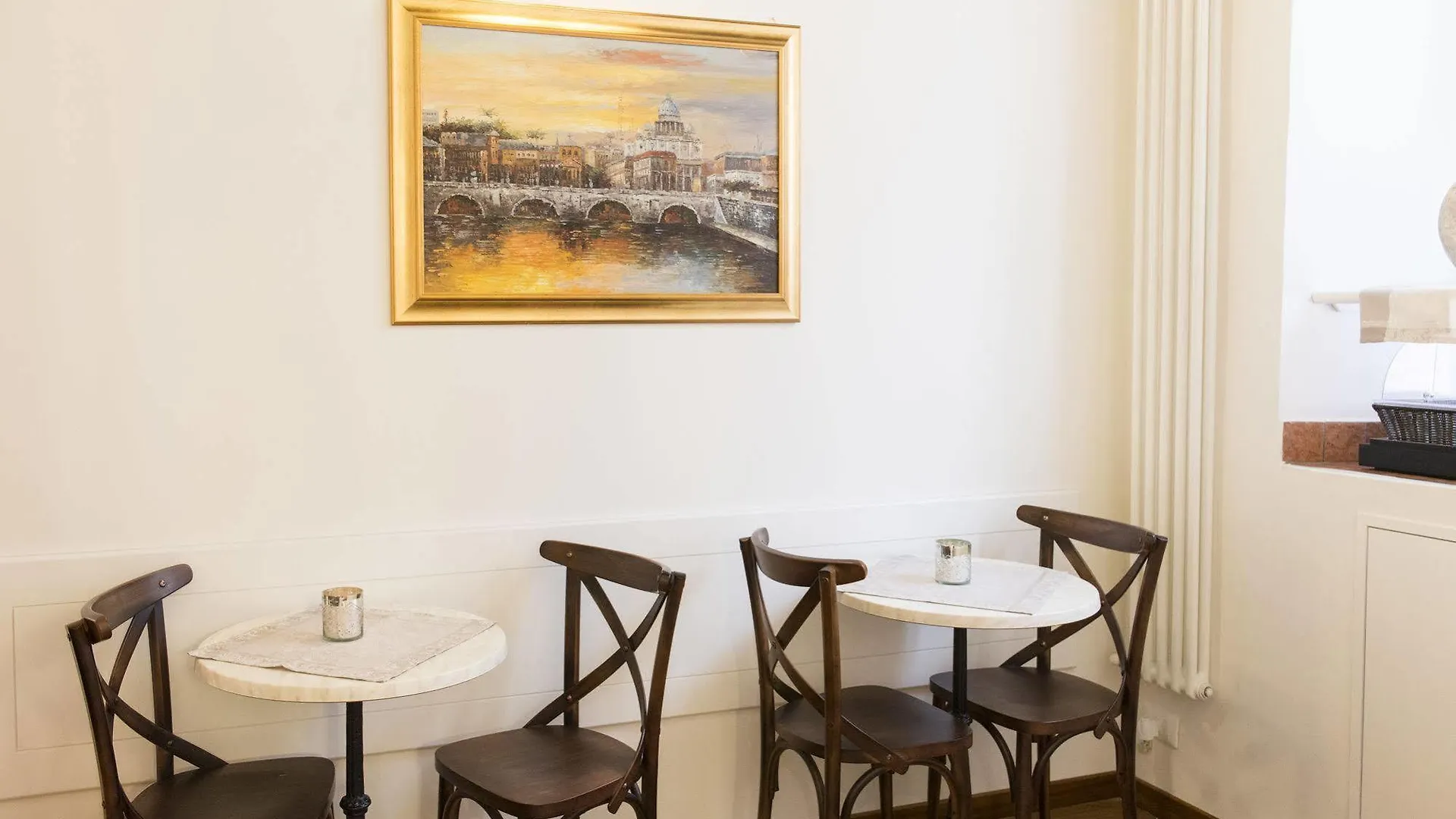 ***  Domus Trevi Bed & Breakfast Rome Italy