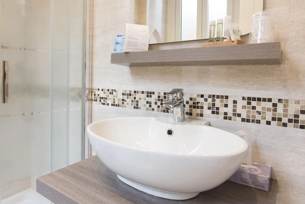 Domus Trevi Bed & Breakfast Rome 3*,